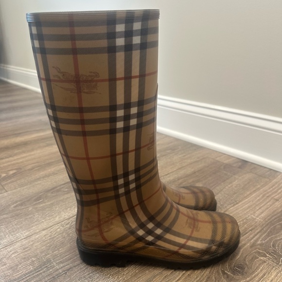 Burberry Rain boot - Picture 1 of 5